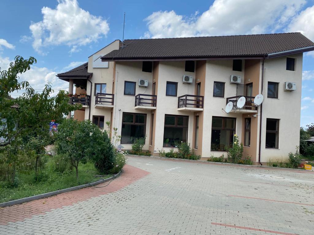 Pensiunea Casa Soarelui Simian Luaran gambar