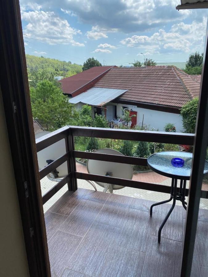 Pensiunea Casa Soarelui Simian Luaran gambar