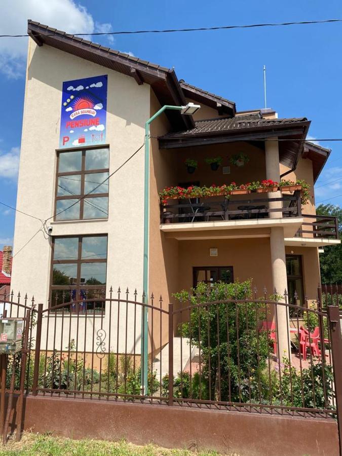 Pensiunea Casa Soarelui Simian Luaran gambar